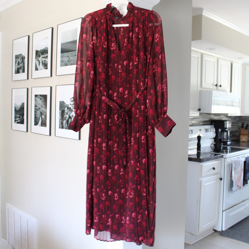 BANANA REPUBLIC MIDI PLEATED FLORAL DRESS SIZE SMALL